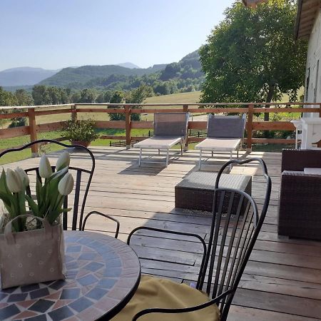 B&B Max & Lory Neviano degli Arduini Kültér fotó